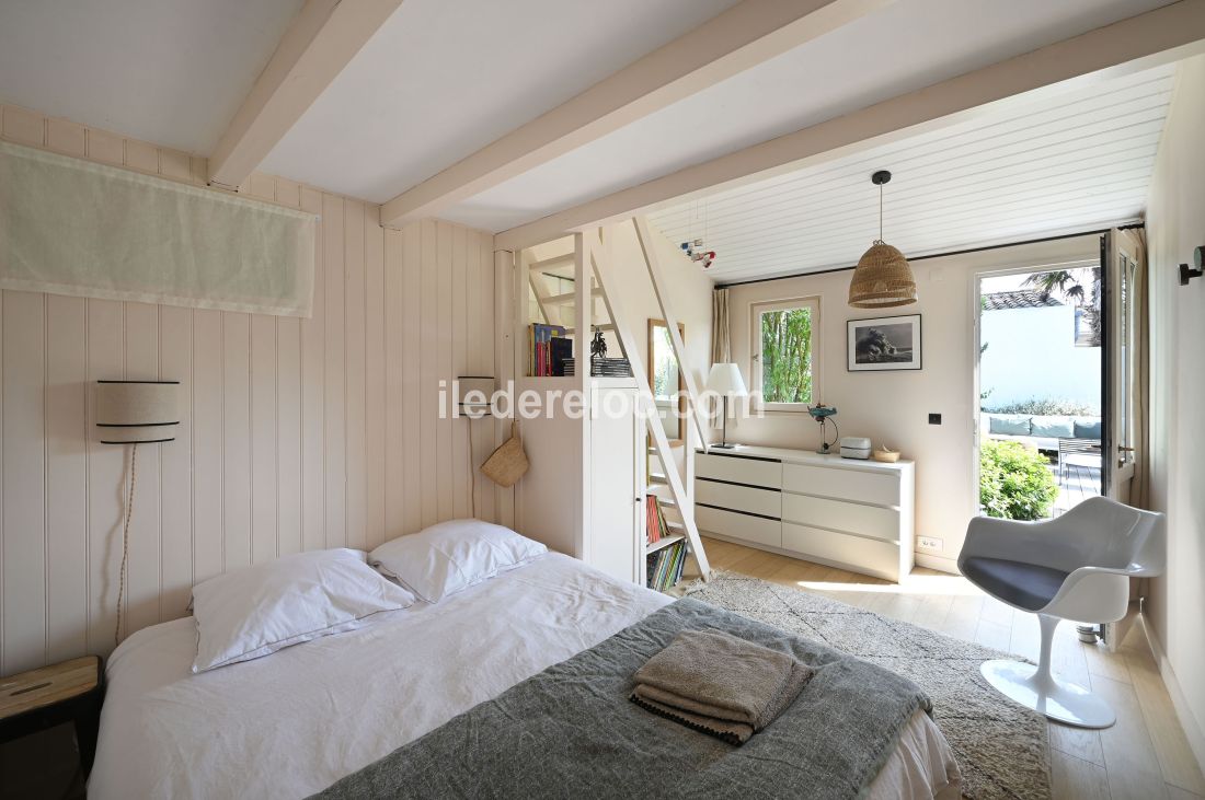 Photo 19: An accomodation located in Les Portes-en-Ré on ile de Ré.