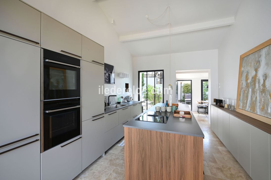 Photo 5: An accomodation located in Les Portes-en-Ré on ile de Ré.