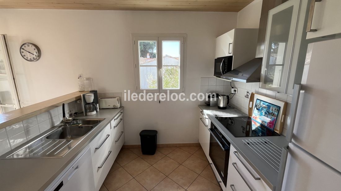 Photo 15: An accomodation located in Le Bois-Plage-en-R&eacute; on ile de R&eacute;.