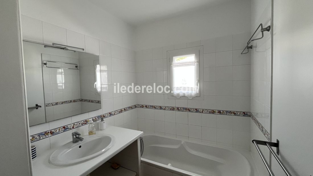 Photo 25: An accomodation located in Le Bois-Plage-en-R&eacute; on ile de R&eacute;.