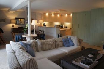 Ile de Ré:Charming house in the heart of the village, renovated in june 2013