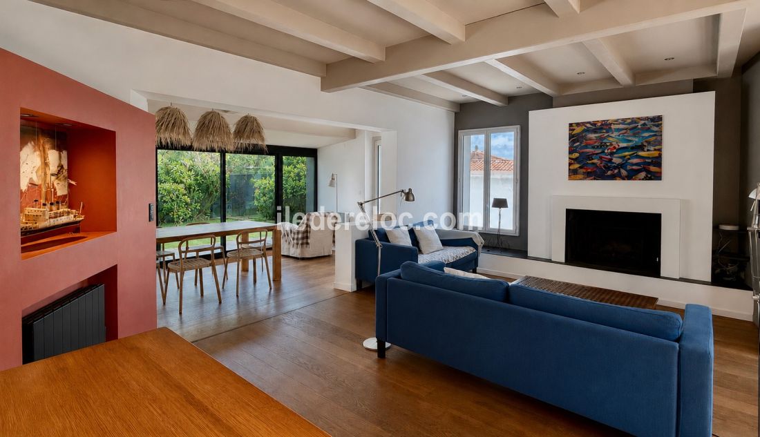 Photo 4: An accomodation located in La Flotte-en-R&eacute; on ile de R&eacute;.