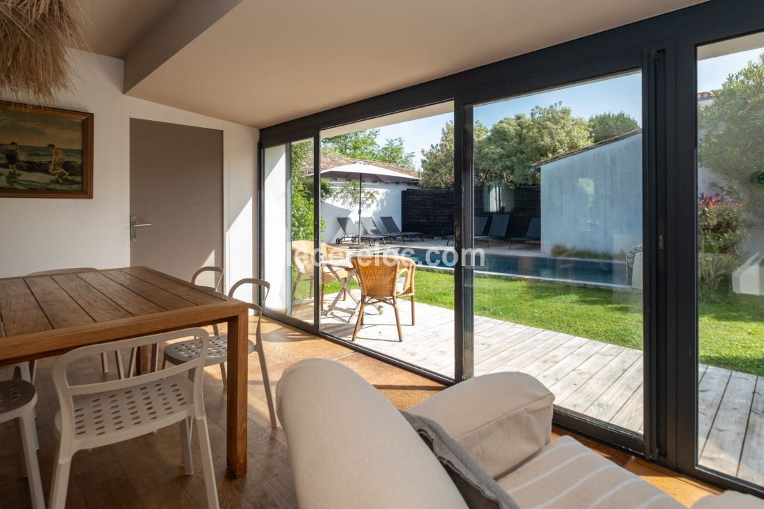 Photo 14: An accomodation located in La Flotte-en-R&eacute; on ile de R&eacute;.