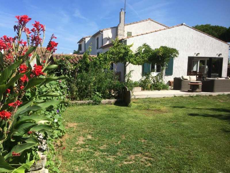 Photo 26: An accomodation located in Le Bois-Plage-en-Ré on ile de Ré.