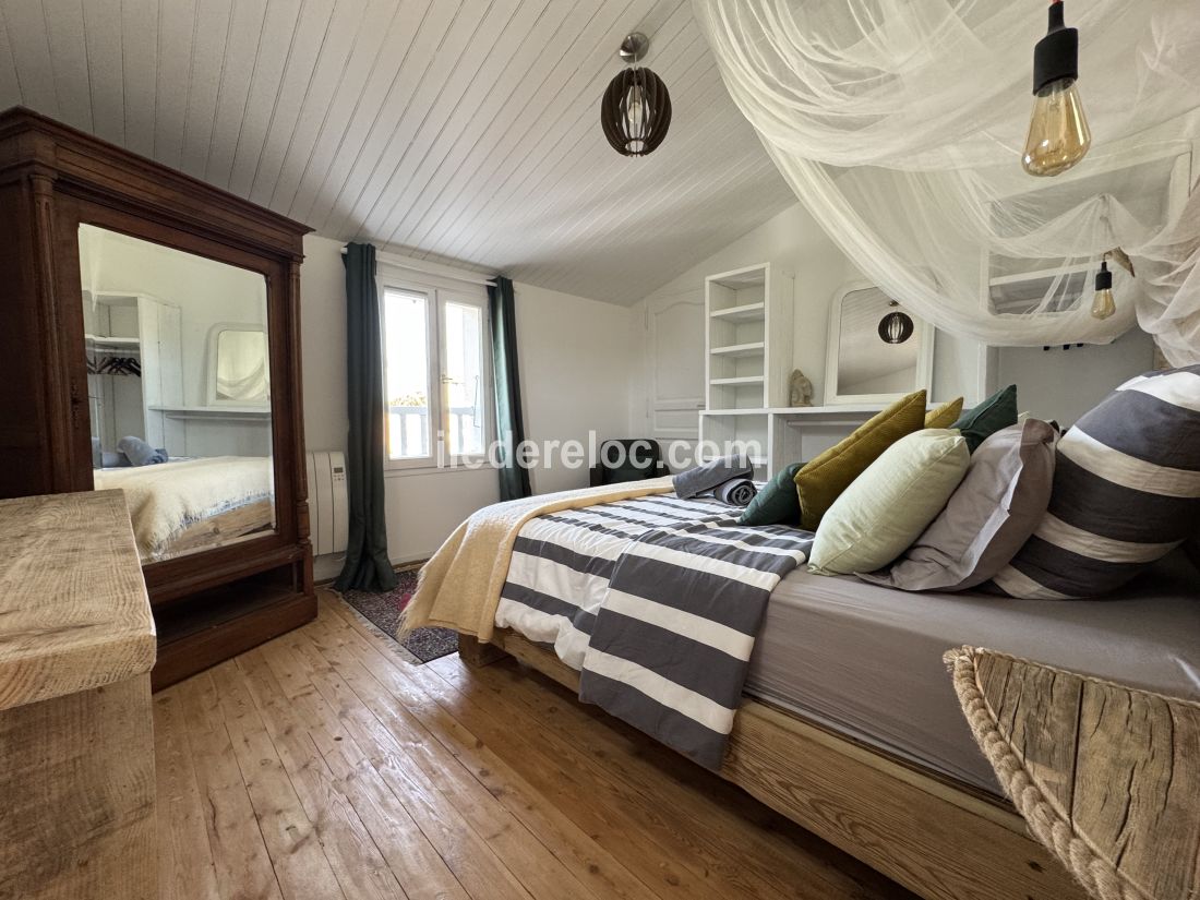 Photo 12: An accomodation located in Le Bois-Plage-en-Ré on ile de Ré.