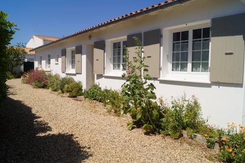 Photo 12: An accomodation located in La Flotte-en-Ré on ile de Ré.