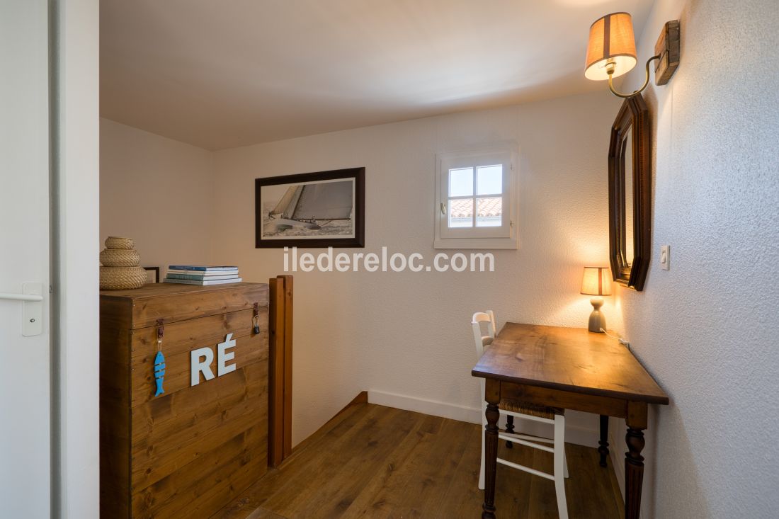 Photo 9: An accomodation located in Saint-Martin-de-Ré on ile de Ré.