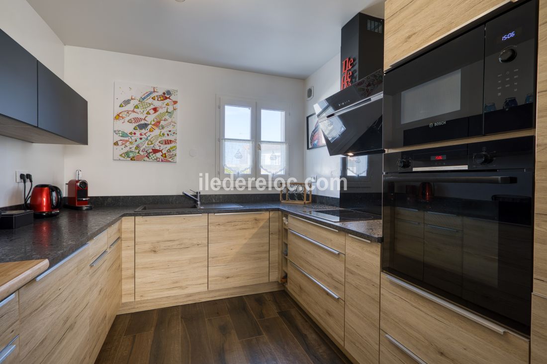 Photo 7: An accomodation located in Saint-Martin-de-Ré on ile de Ré.