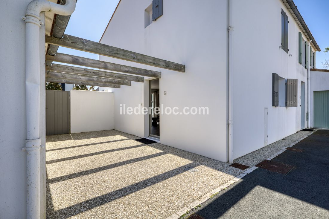 Photo 18: An accomodation located in Saint-Martin-de-Ré on ile de Ré.