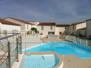 Ile de Ré:Apartment oceanis with terrace and pool