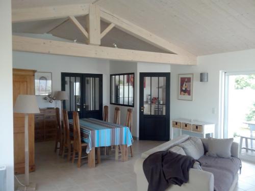 Photo 4: An accomodation located in Loix on ile de Ré.