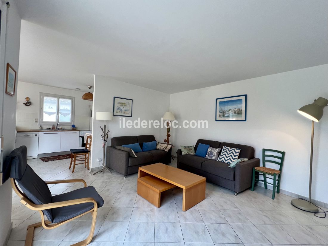 Photo 6: An accomodation located in Le Bois-Plage-en-R&eacute; on ile de R&eacute;.