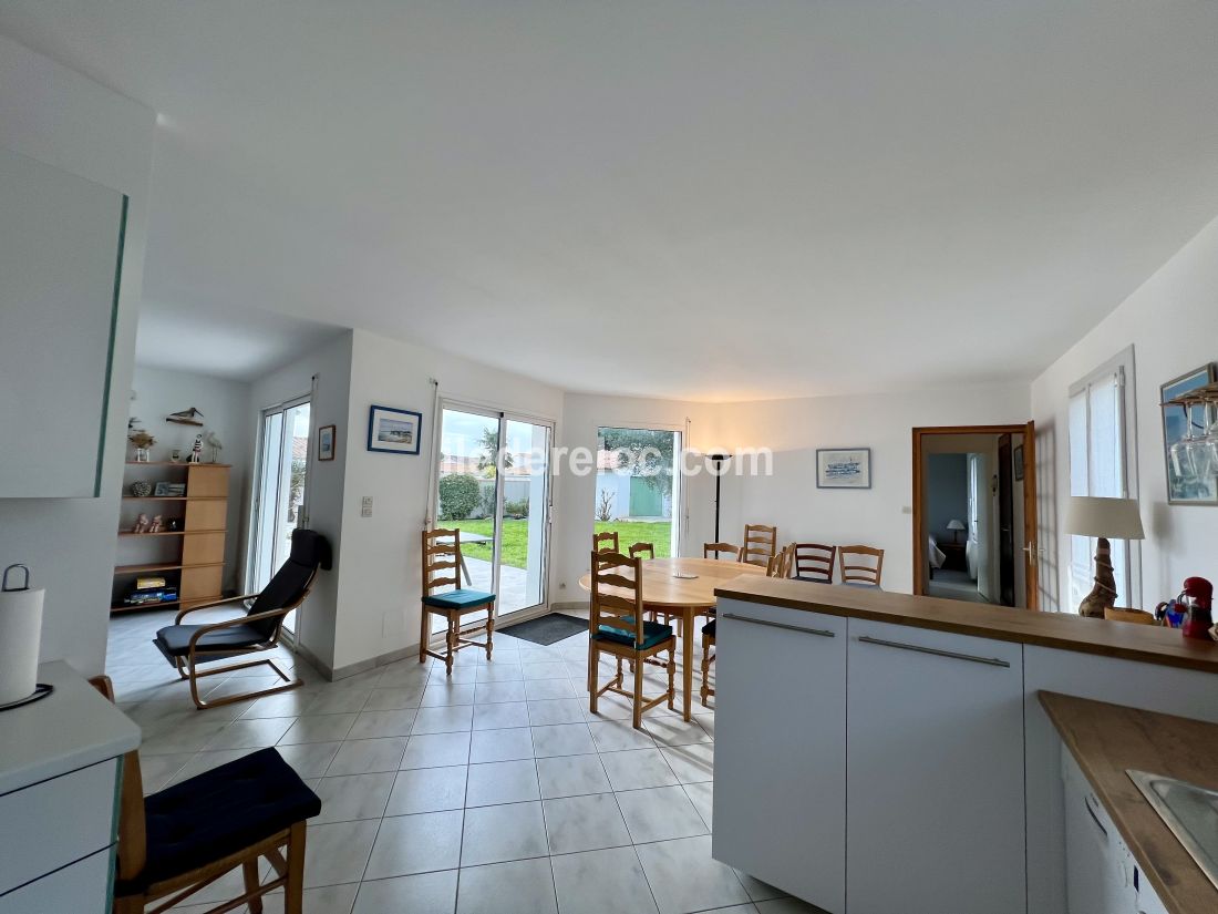 Photo 11: An accomodation located in Le Bois-Plage-en-R&eacute; on ile de R&eacute;.