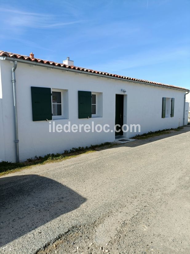 Photo 6: An accomodation located in Le Bois-Plage-en-Ré on ile de Ré.