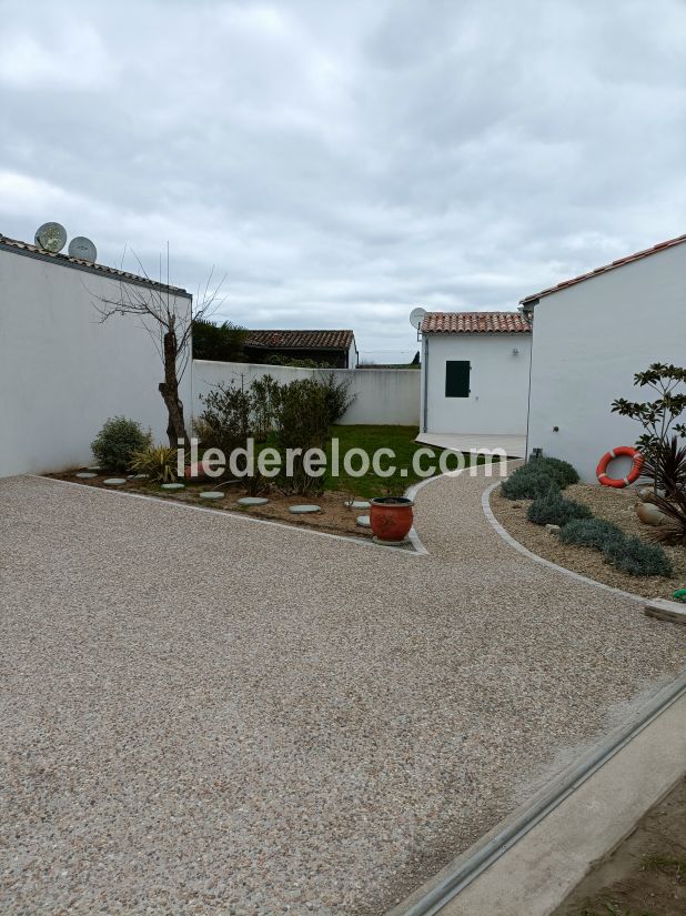 Photo 5: An accomodation located in Le Bois-Plage-en-Ré on ile de Ré.