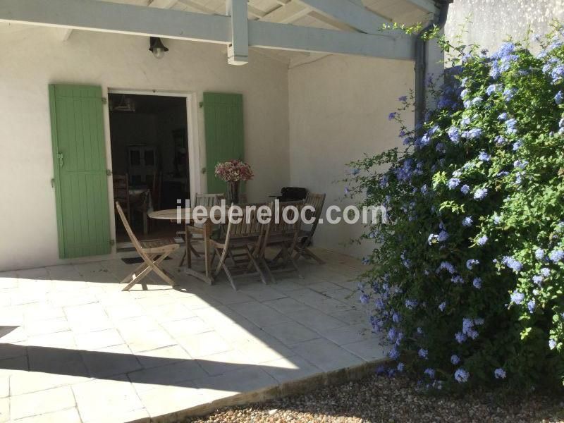 Photo 11: An accomodation located in Sainte-Marie-de-Ré on ile de Ré.