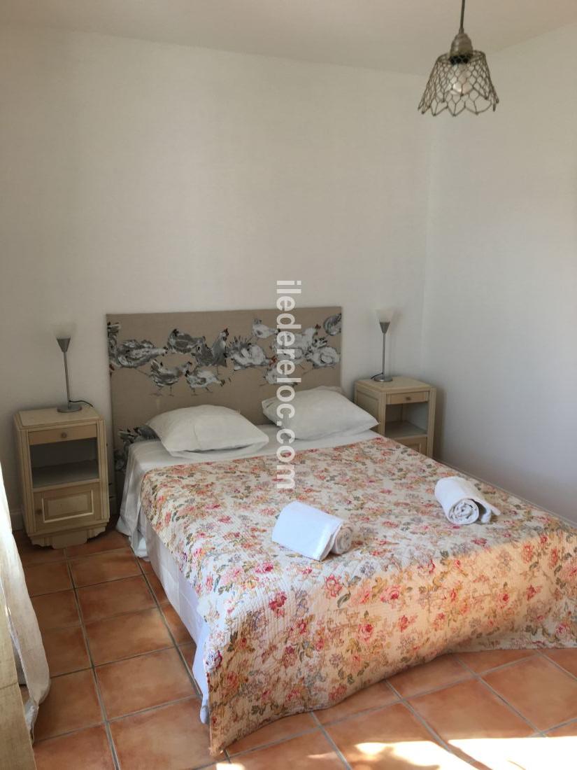 Photo 6: An accomodation located in Sainte-Marie-de-Ré on ile de Ré.