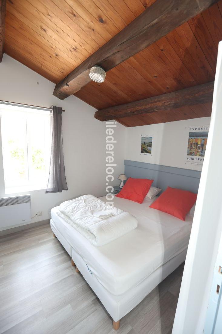 Photo 13: An accomodation located in Les Portes-en-Ré on ile de Ré.