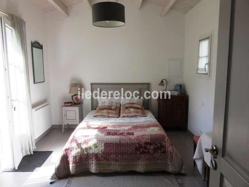 Photo 9: An accomodation located in Les Portes-en-R&eacute; on ile de R&eacute;.