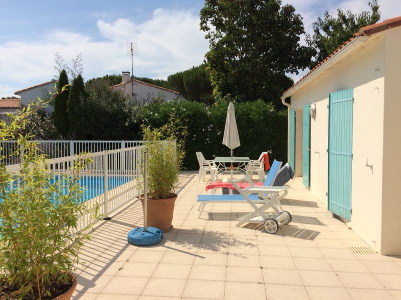 Photo 7: An accomodation located in La Flotte-en-Ré on ile de Ré.