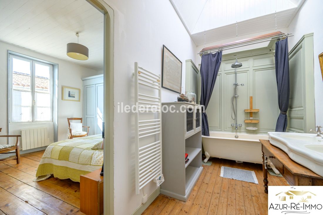 Photo 18: An accomodation located in Le Bois-Plage-en-R&eacute; on ile de R&eacute;.