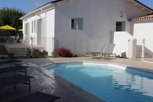 Photo 4: An accomodation located in La Flotte-en-Ré on ile de Ré.