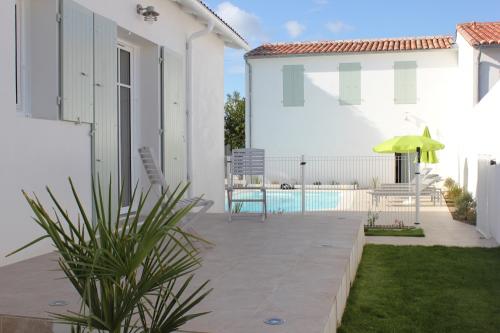 Photo 5: An accomodation located in La Flotte-en-Ré on ile de Ré.