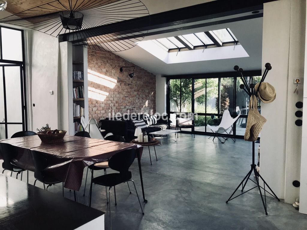 Photo 18: An accomodation located in Ars en R&eacute; on ile de R&eacute;.