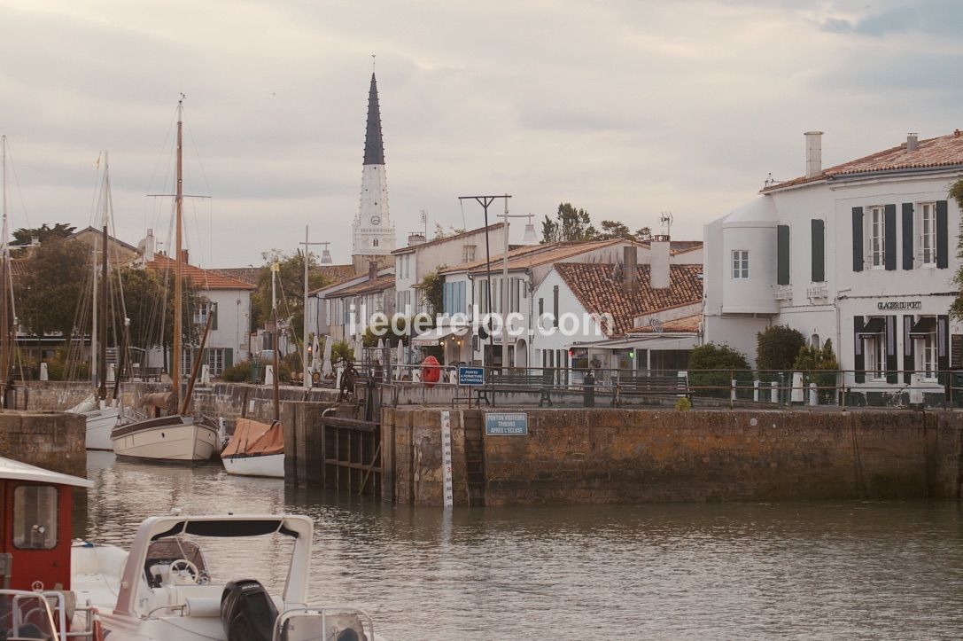 Photo 48: An accomodation located in Ars en R&eacute; on ile de R&eacute;.