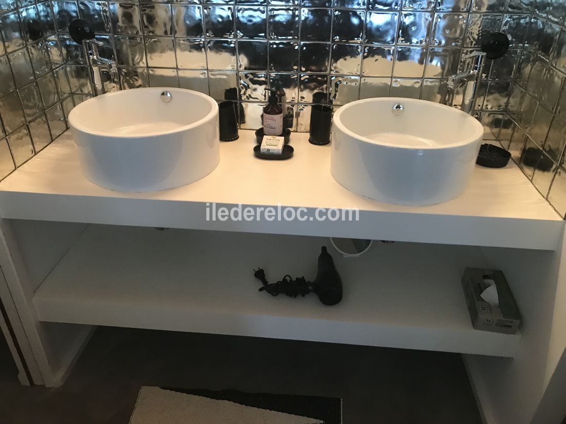 Photo 30: An accomodation located in Ars en R&eacute; on ile de R&eacute;.