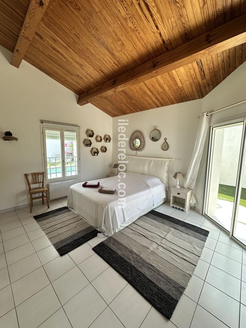 Photo 8: An accomodation located in La Flotte-en-Ré on ile de Ré.