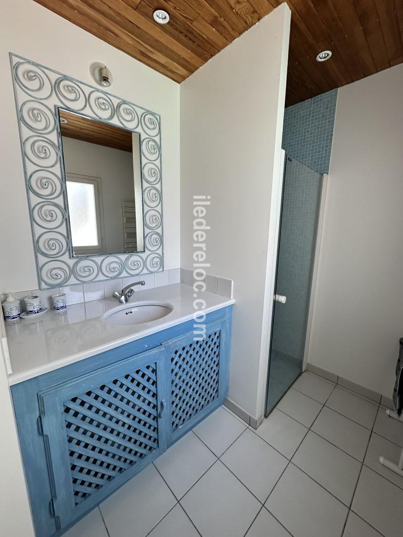 Photo 11: An accomodation located in La Flotte-en-Ré on ile de Ré.