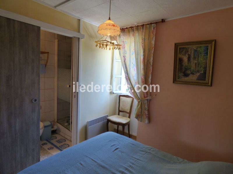 Photo 13: An accomodation located in La Couarde-sur-mer on ile de Ré.