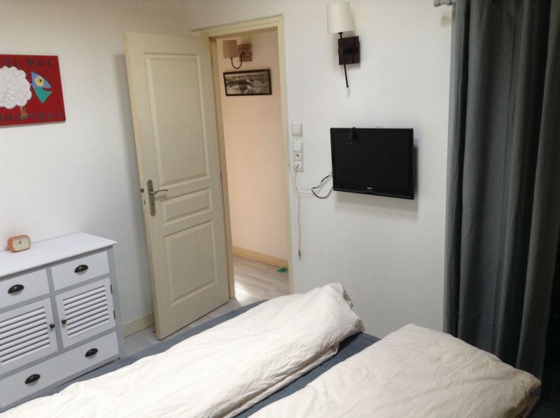 Photo 8: An accomodation located in Sainte-Marie-de-Ré on ile de Ré.