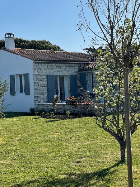 Photo 6: An accomodation located in Les Portes-en-Ré on ile de Ré.