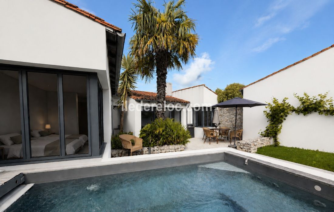 Photo 6: An accomodation located in La Flotte-en-R&eacute; on ile de R&eacute;.