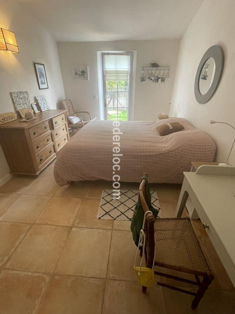 Photo 11: An accomodation located in Les Portes-en-Ré on ile de Ré.