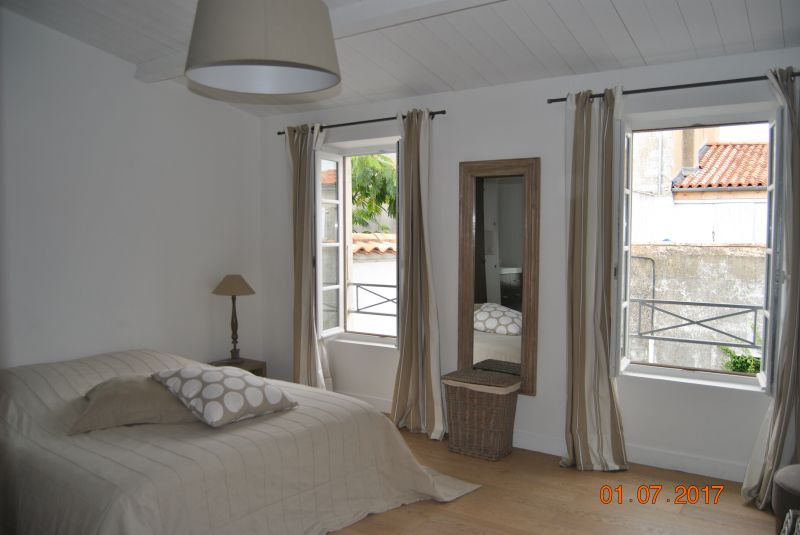 Photo 18: An accomodation located in La Couarde-sur-mer on ile de Ré.