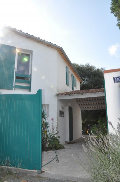 Photo 4: An accomodation located in La Couarde-sur-mer on ile de Ré.