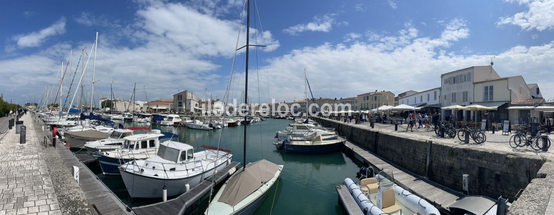 Photo 29: An accomodation located in Saint-Martin-de-Ré on ile de Ré.