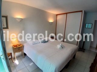 Photo 18: An accomodation located in Saint-Martin-de-R&eacute; on ile de R&eacute;.