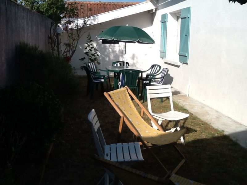 Photo 18: An accomodation located in Le Bois-Plage-en-Ré on ile de Ré.