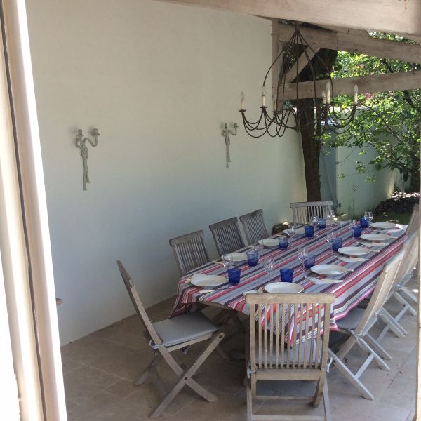 Photo 4: An accomodation located in Les Portes-en-R&eacute; on ile de R&eacute;.