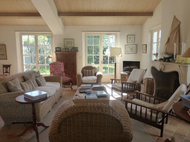 Photo 8: An accomodation located in Les Portes-en-R&eacute; on ile de R&eacute;.