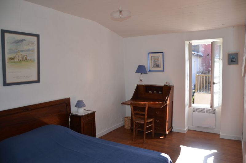 Photo 10: An accomodation located in Sainte-Marie-de-Ré on ile de Ré.