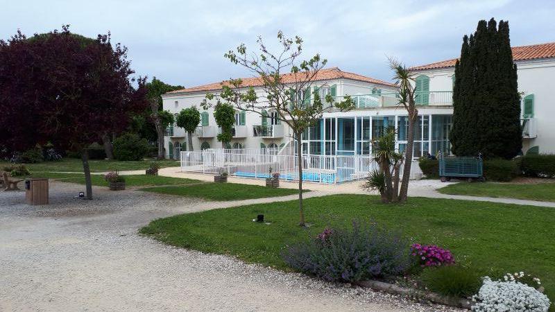 Photo 26: An accomodation located in Saint-Martin-de-Ré on ile de Ré.