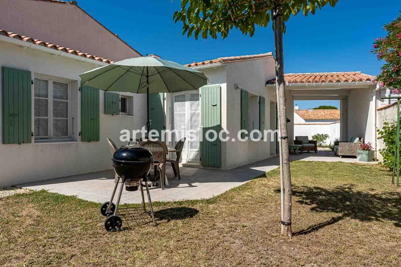 Photo 19: An accomodation located in La Flotte-en-Ré on ile de Ré.