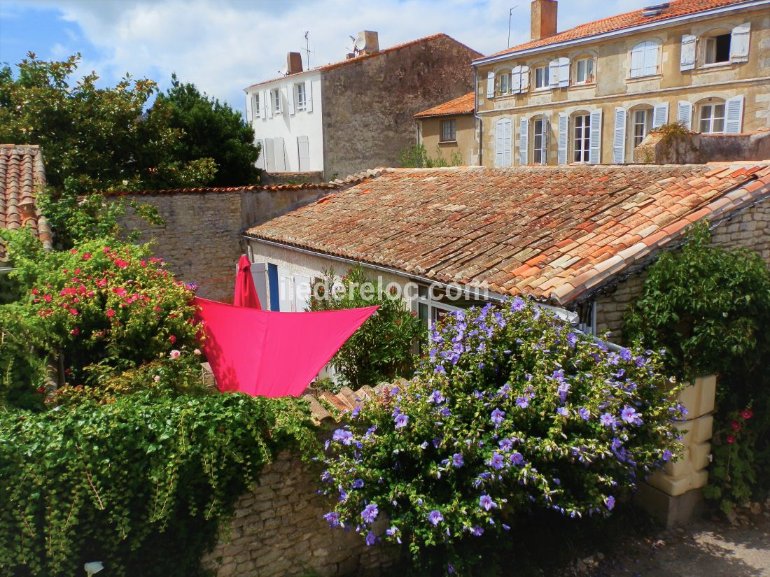 Photo 19: An accomodation located in Saint-Martin-de-Ré on ile de Ré.