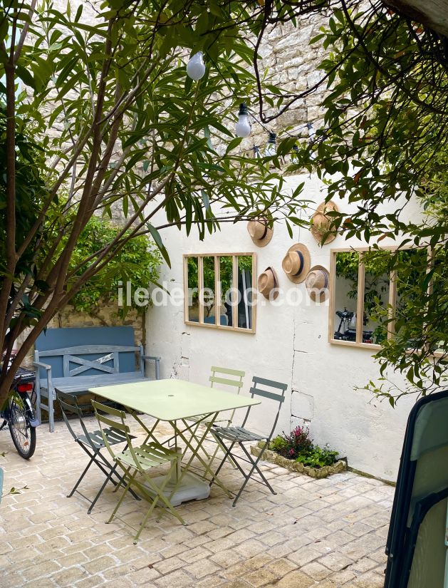 Photo 17: An accomodation located in La Flotte-en-Ré on ile de Ré.