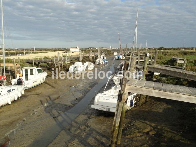 Photo 24: An accomodation located in La Couarde-sur-mer on ile de Ré.